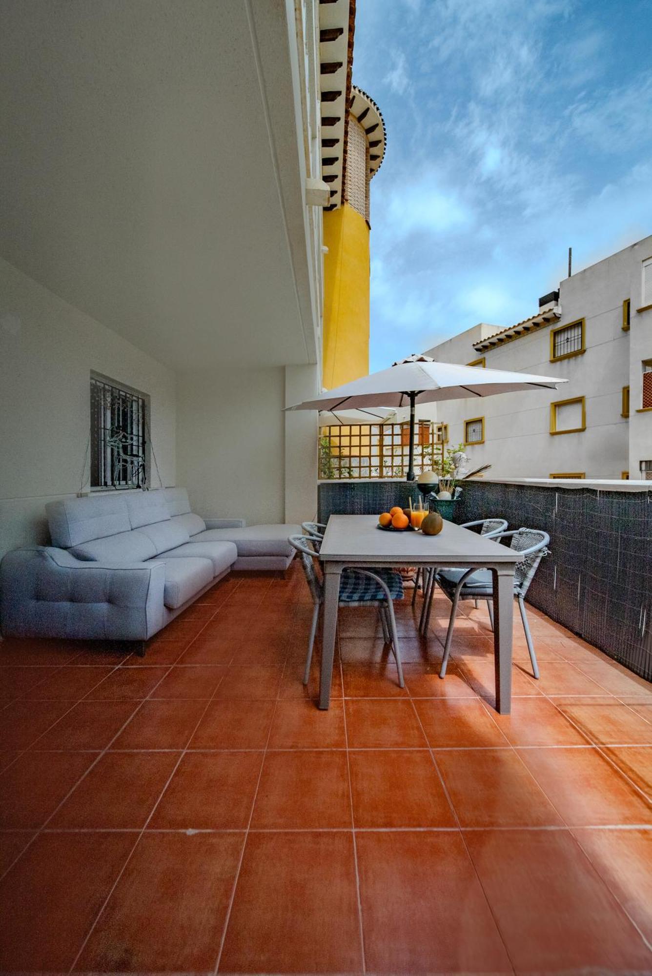 Apartamento Carlos: Self Check-In Retreat with Pool in Cabo Roig Dehesa de Campoamor  Exterior photo